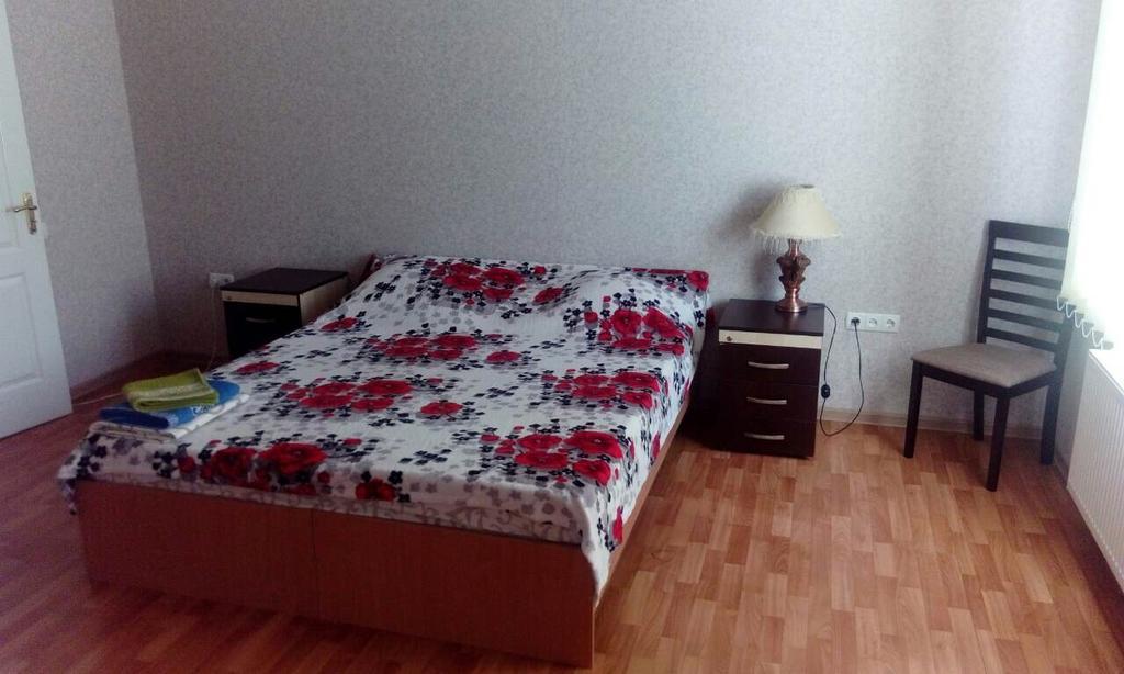 Apartment On Mira Avenue Izmajil Kültér fotó