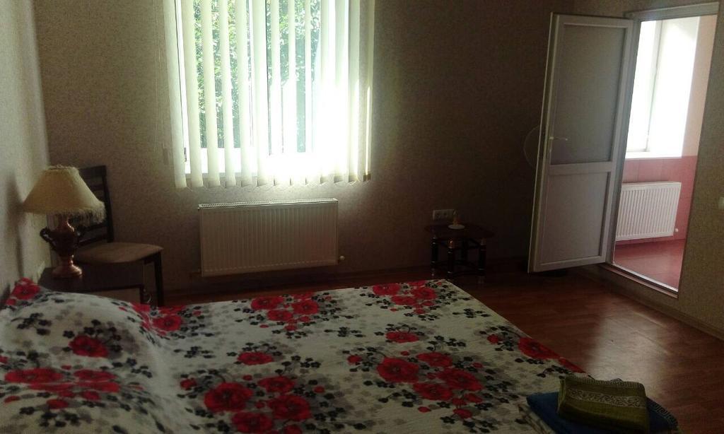 Apartment On Mira Avenue Izmajil Kültér fotó